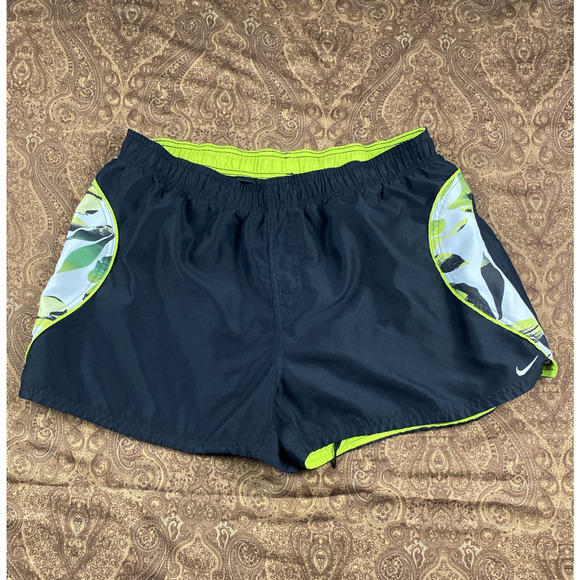 Nike Core Swim Shorts XXL Green White Tropical Hawaiian‎ Print/Black Lined - Picture 1 of 10